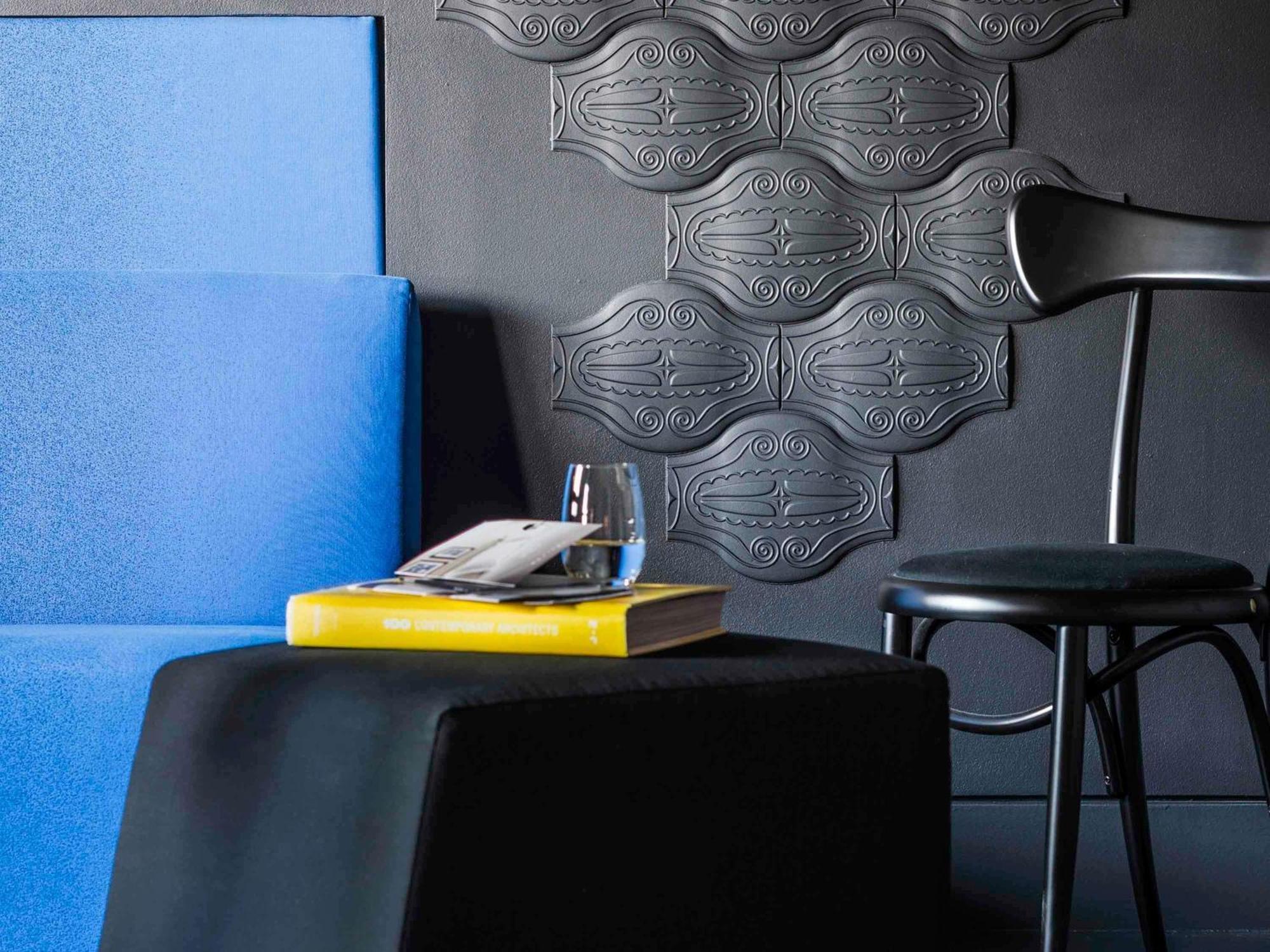 Black Deluxe Suite – Danube Canal View, king bed,1717044124:JPEG